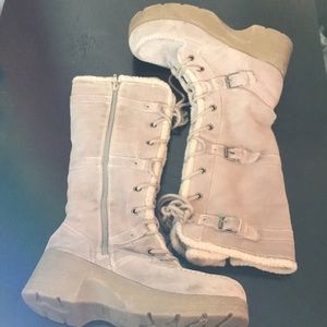 Platform winter boots